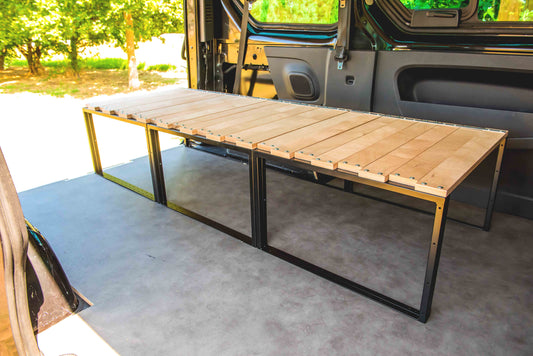 Van bed in iron and wood
