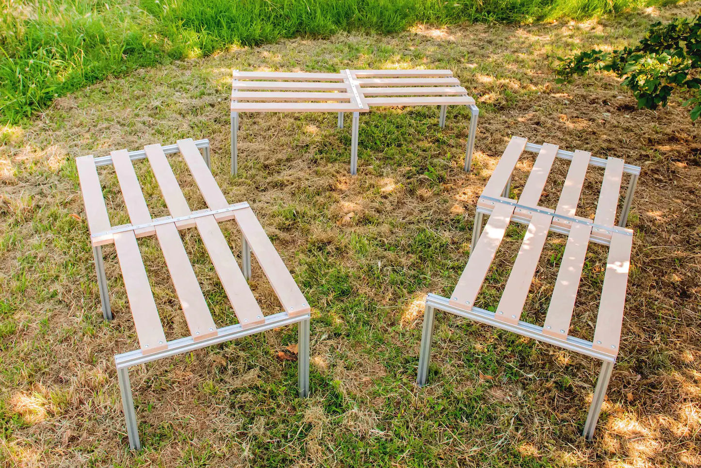 Letto van in alluminio e legno